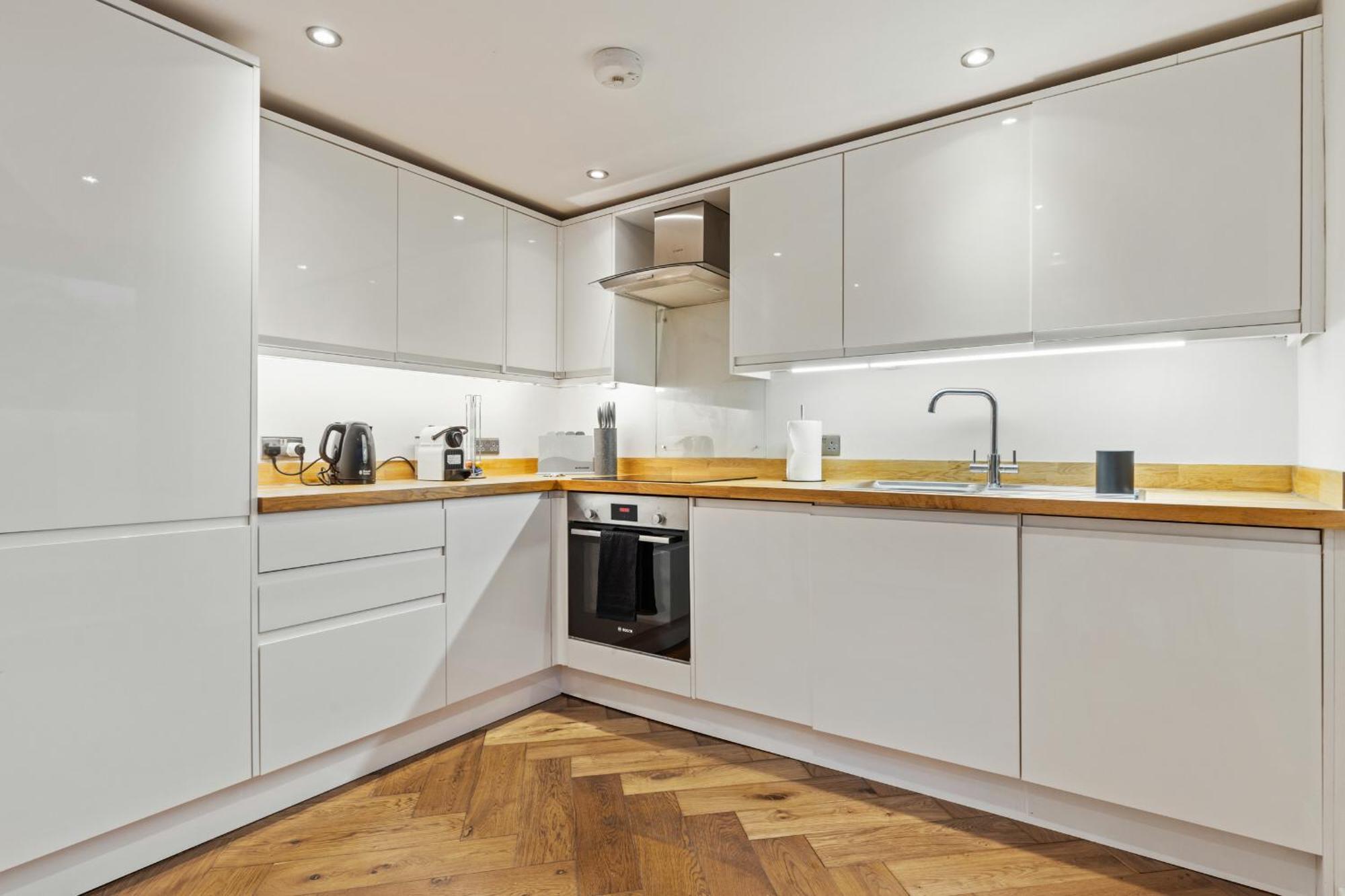 Palais Elegance By Beaumont Appartement Londen Buitenkant foto