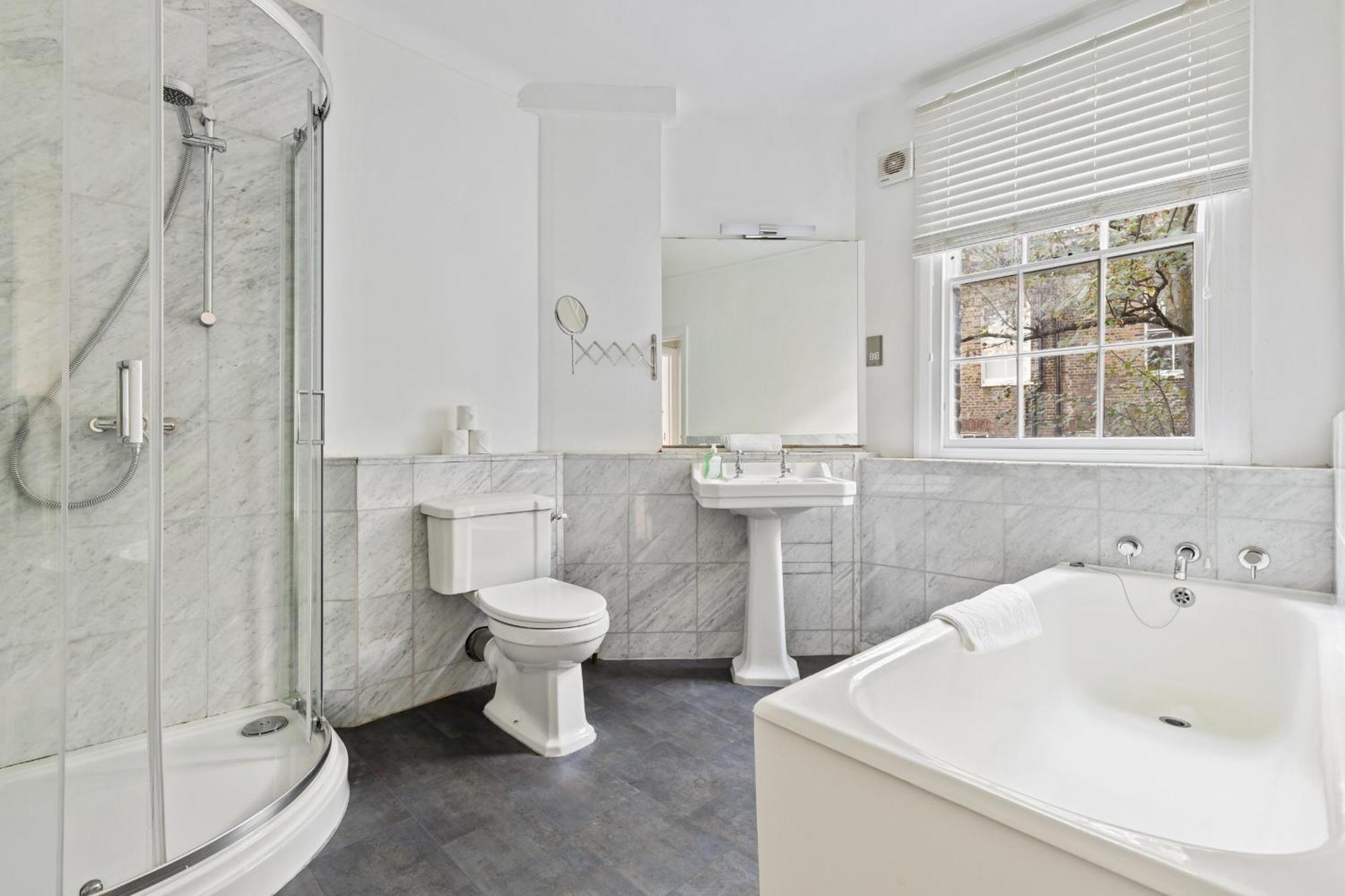 Palais Elegance By Beaumont Appartement Londen Buitenkant foto
